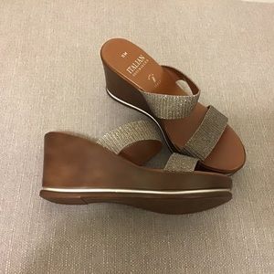 Sexy Women’s Wedge heels sz 11